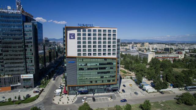 索非亚诺富特酒店-官方