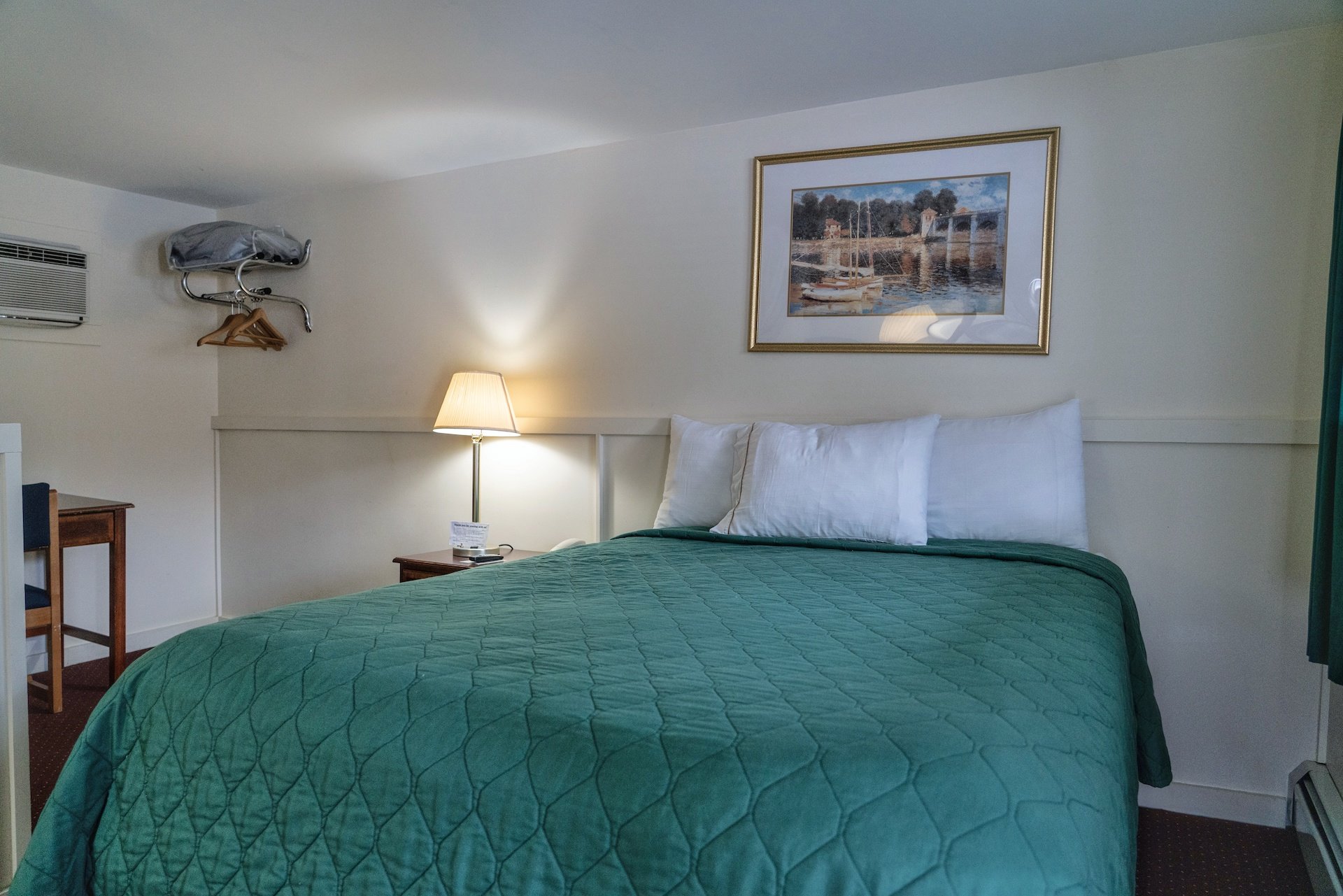Mount Whittier Motel-官方