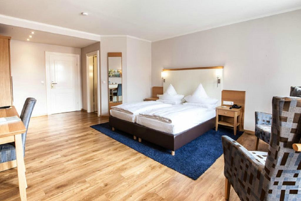 Hennstedt酒店住宿-Hotel Aquarium