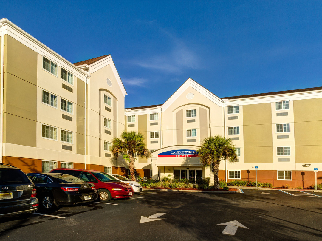 Candlewood Suites Ft Myers I-75 By IHG主图