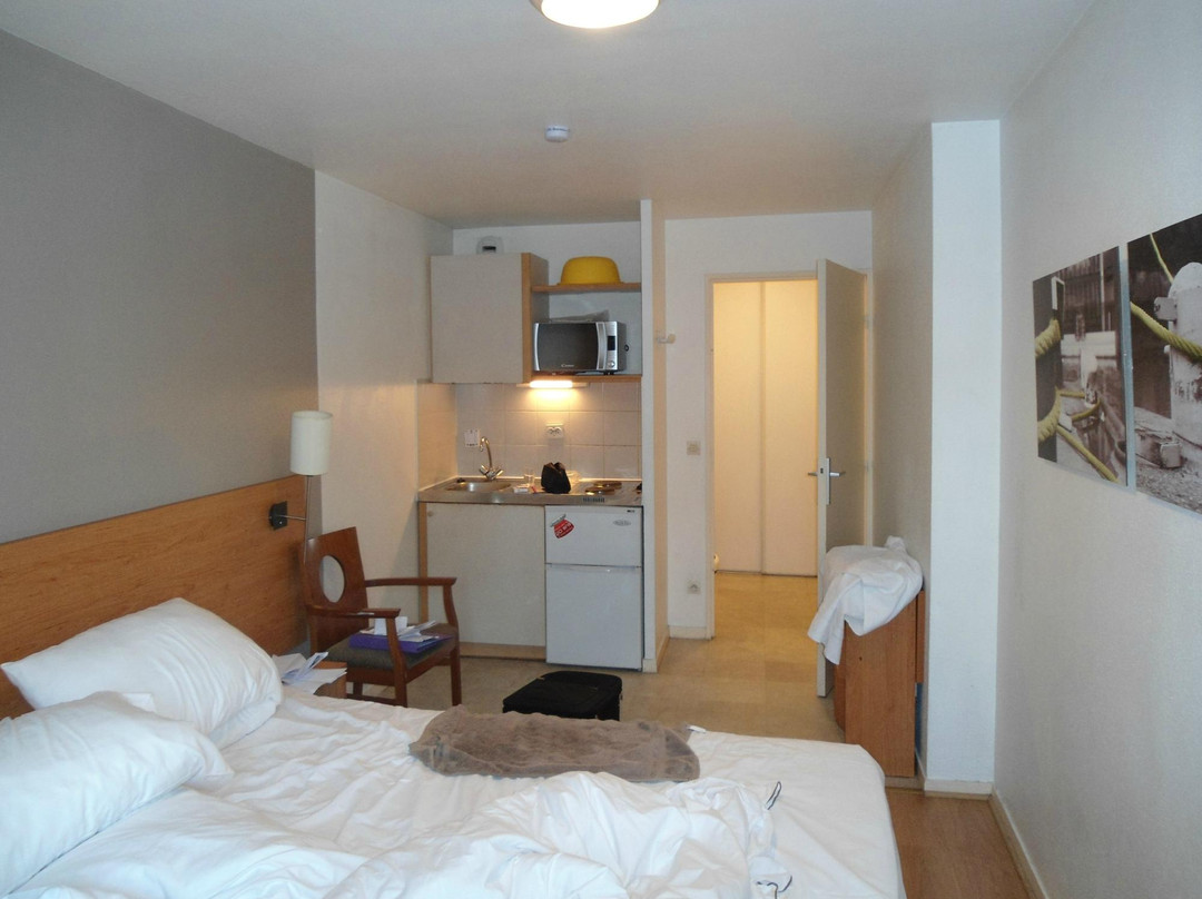 Sejours & Affaires Pantin Charles De Gaulle