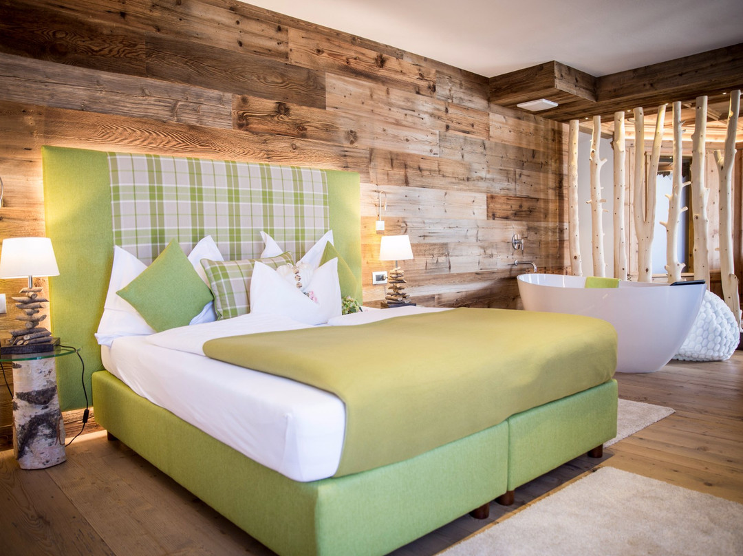 Cavalese酒店住宿-Hotel Garnì Laurino