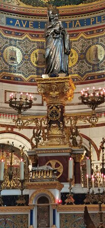圣母加德大教堂景点图片