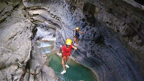 AventuraTrek Guias de Montaña y Barrancos景点图片