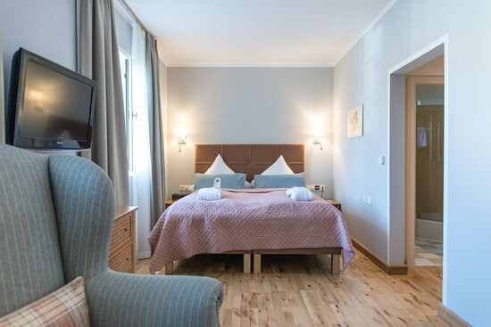 奥贝姆巴赫城堡拜尔酒店主图