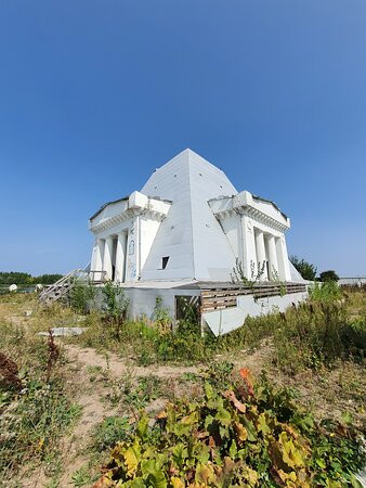 Pamyatnik pavshim voinam景点图片