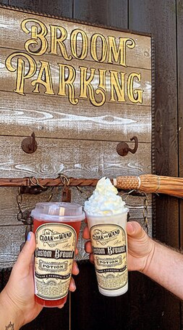 The Cloak And Wand-神秘河必去景点