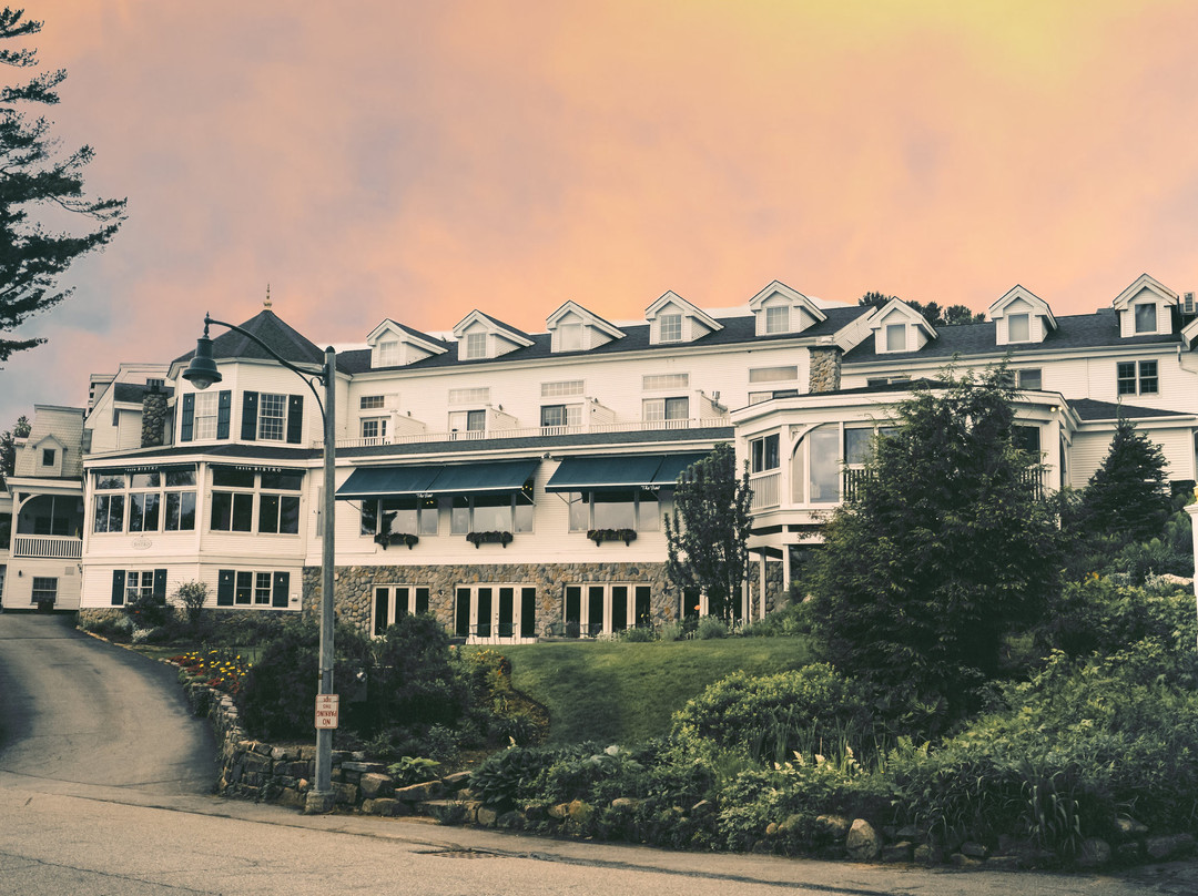 普莱西德湖酒店住宿-Mirror Lake Inn Resort & Spa