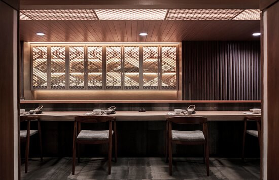 No Na Ma Restaurant