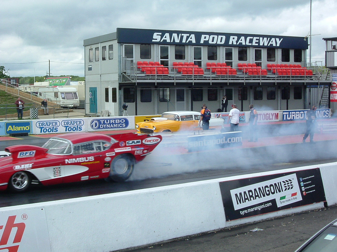 Santa Pod Raceway景点图片