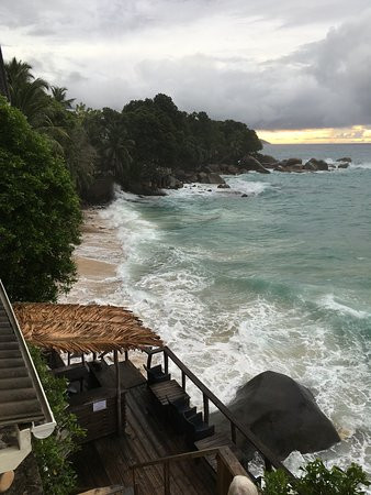 布里斯酒店主图