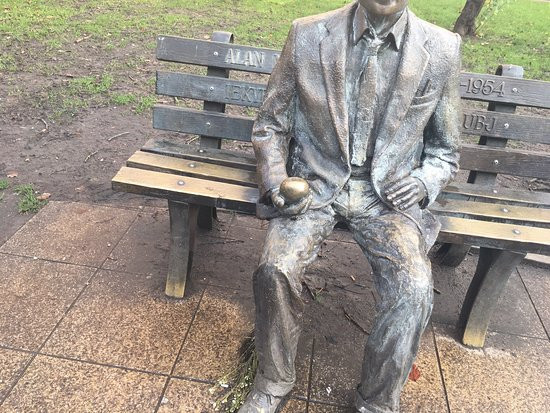 Alan Turing Memorial-曼彻斯特必去景点