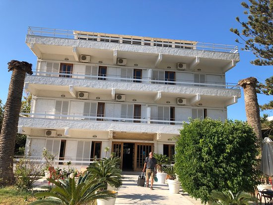 Hotel Elman主图