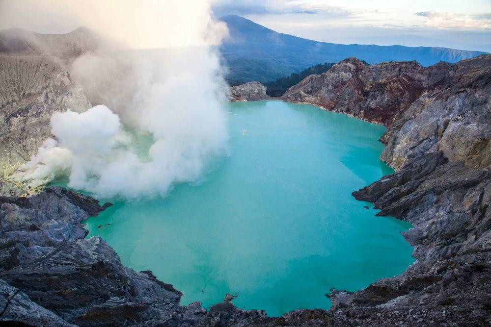 伊真火山景点图片