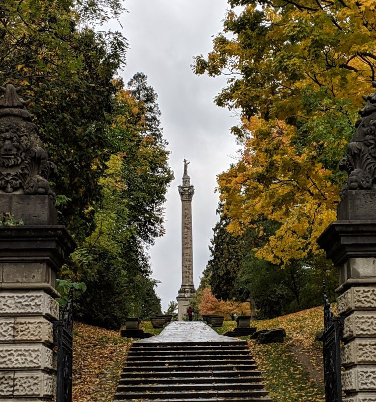 General Isaac Brock Monument景点图片