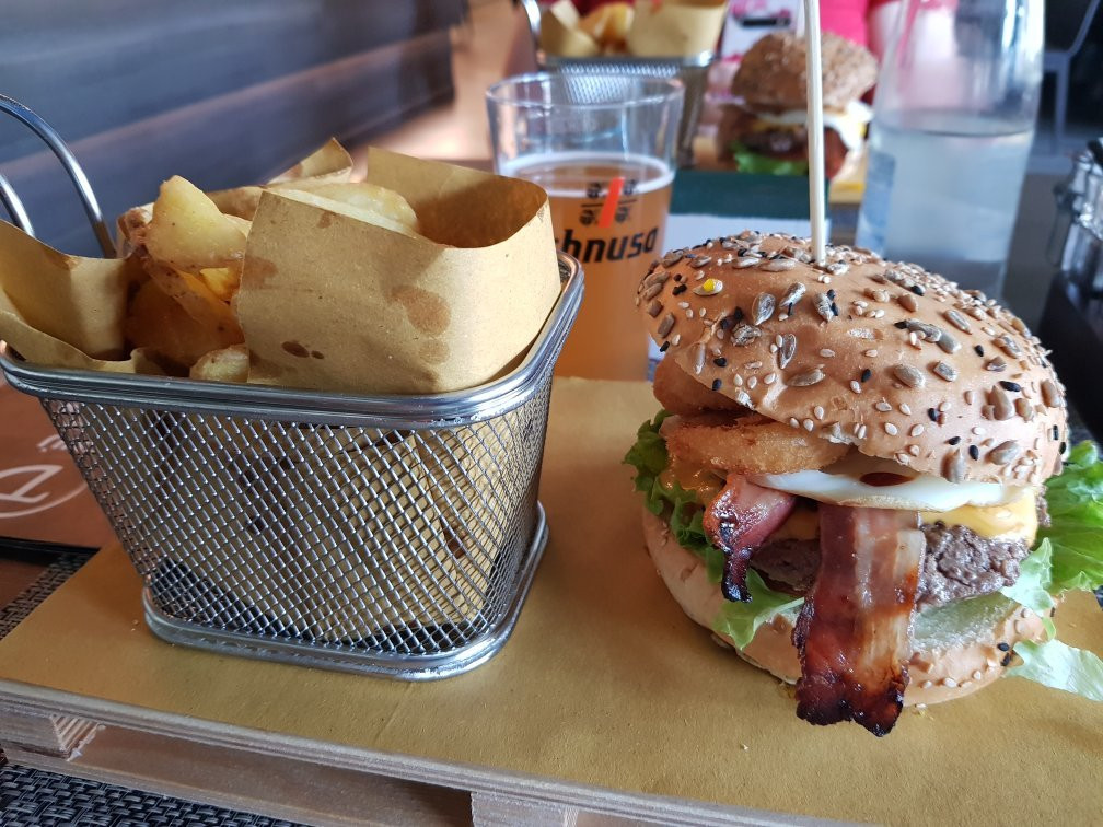 Tourlé La Pizzeria e il Grill