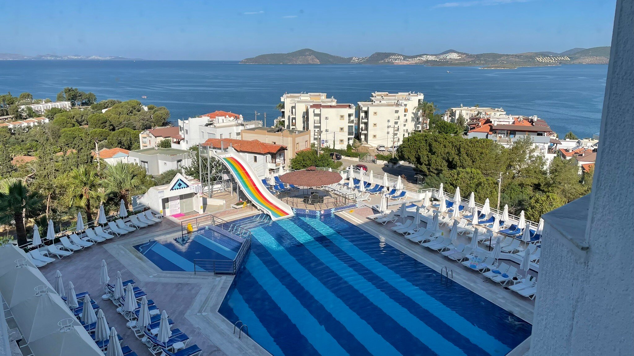 Roseira Beach Resort-官方