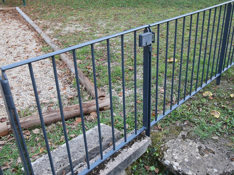 Lavoir Du Square Terrillon
