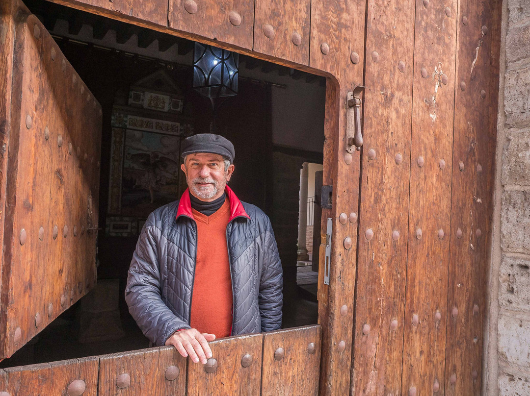 Palacio Rejadorada主图