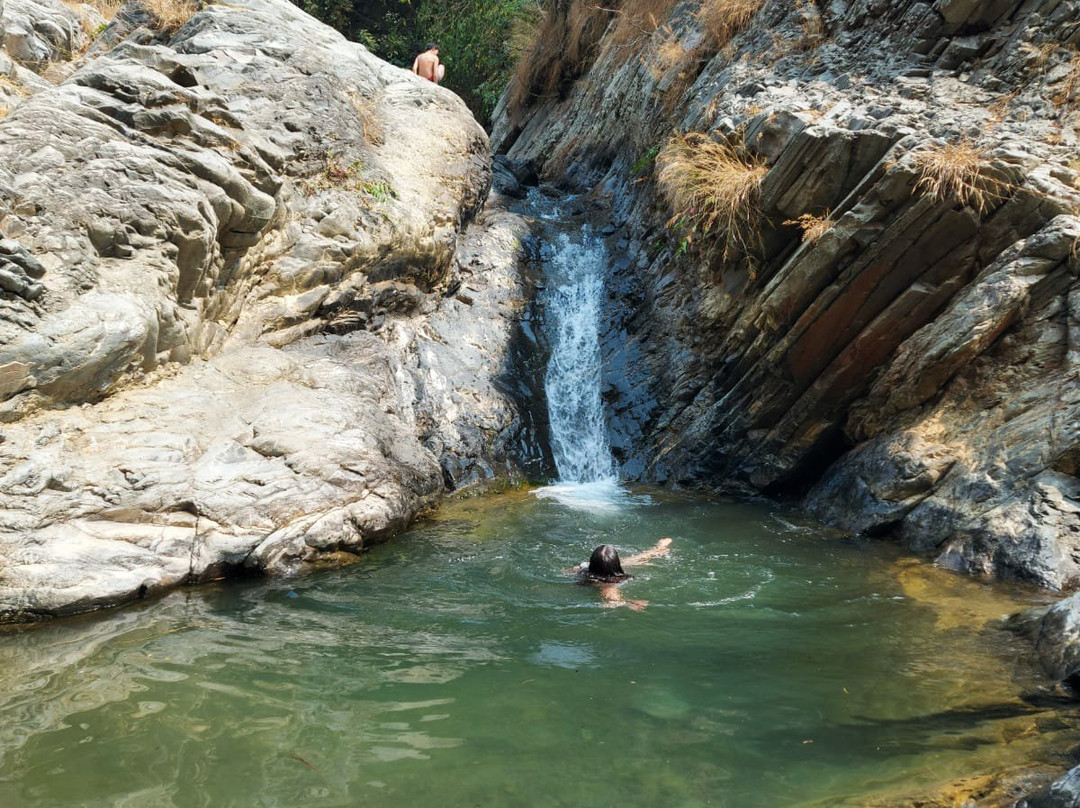 Summit River Lodge at Brigand's Bend主图