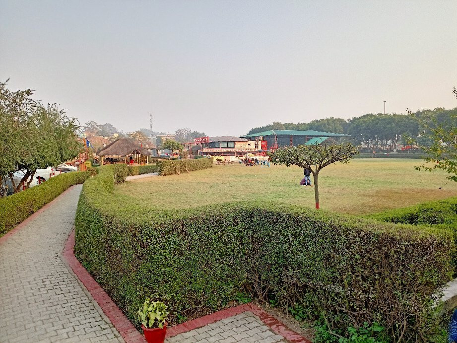 The Lake Paradise-Rudrapur必去景点