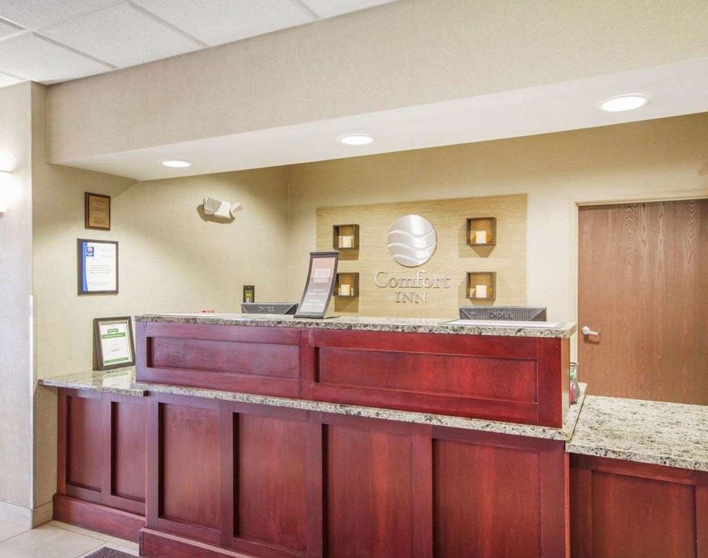 Comfort Inn Plover-Stevens Point主图