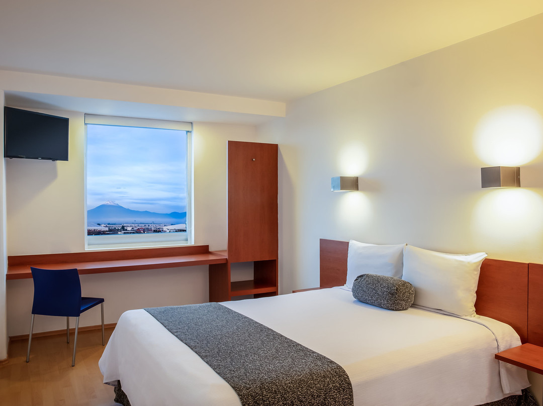 Hotel One Puebla FINSA主图