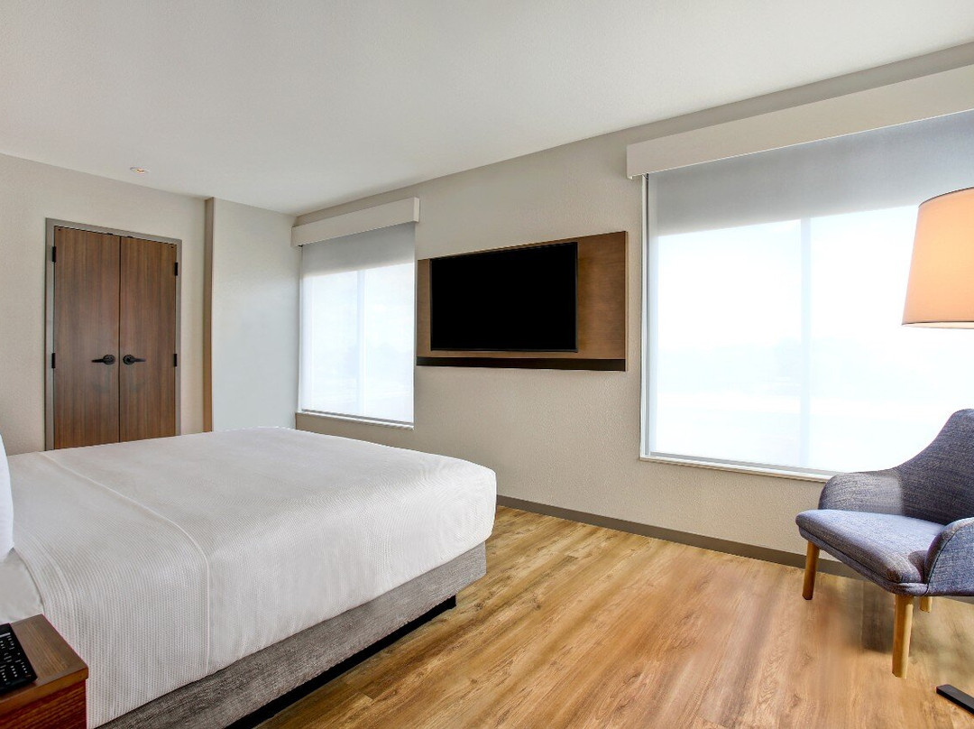 Hyatt Place at Wichita State University主图