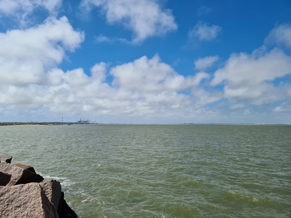Praia Molhes da Barra-Cassino必去景点