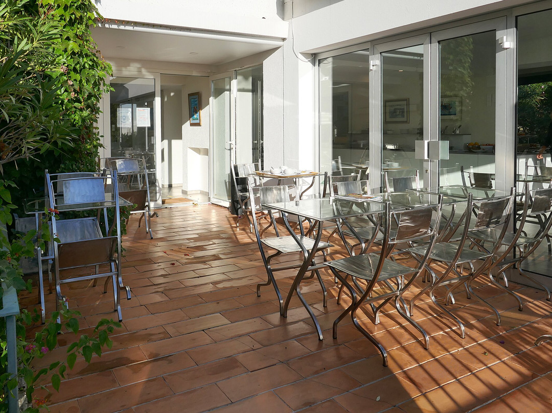 皮特拉卡普酒店主图