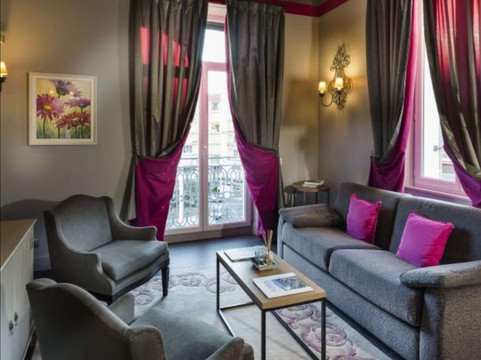 戛纳嘉伯别墅酒店主图