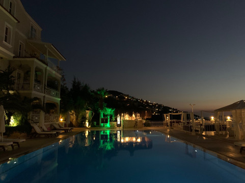 Lukka Exclusive Hotel主图