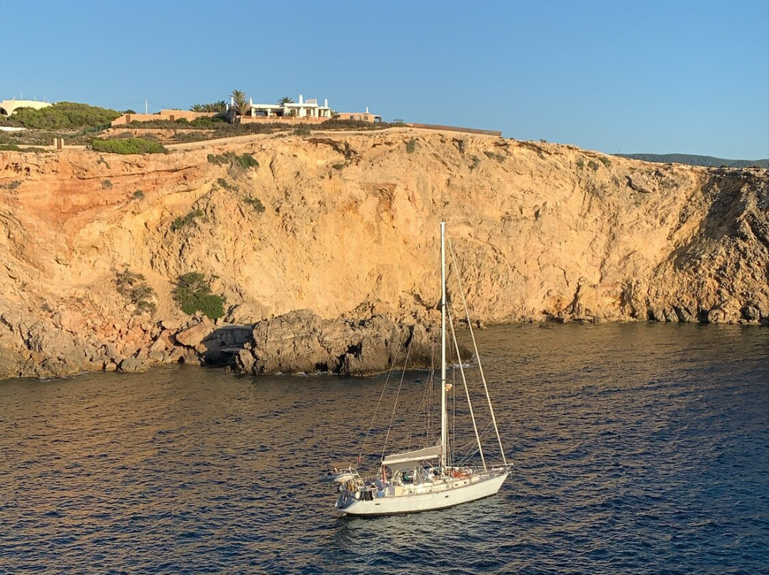 Emove Ibiza景点图片