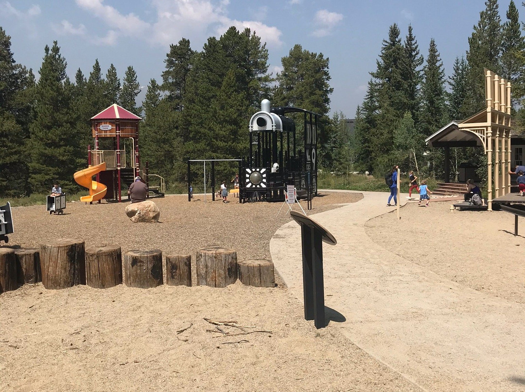 High Line Railroad Park-布雷肯里奇必去景点