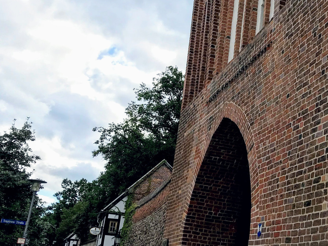 布朗达兰德酒店主图