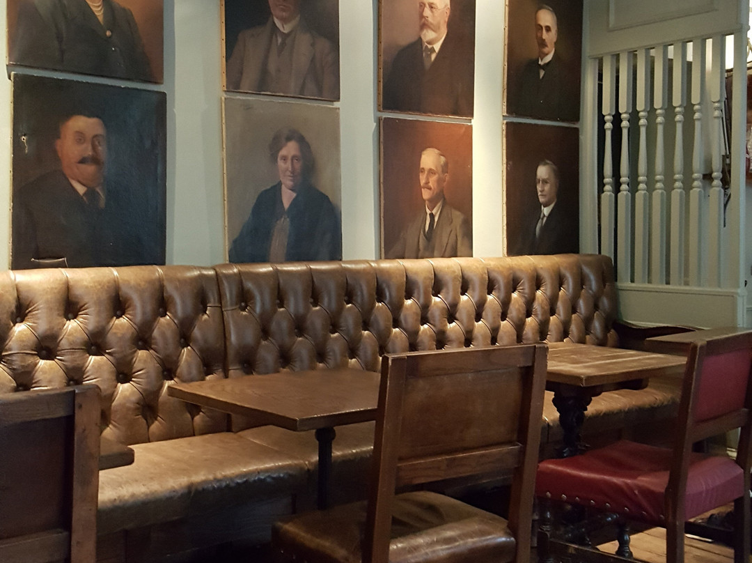 The Wheatsheaf Inn主图