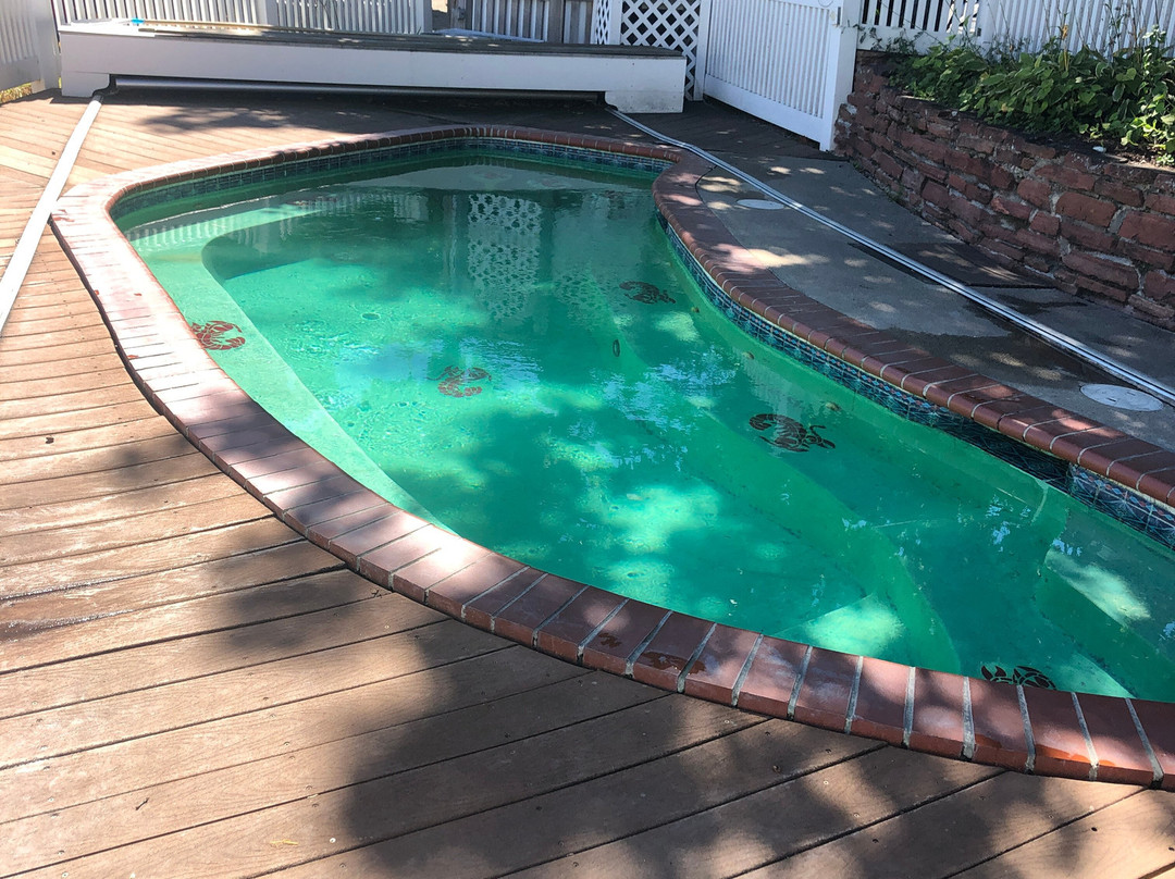 林姆莱恩度假酒店主图