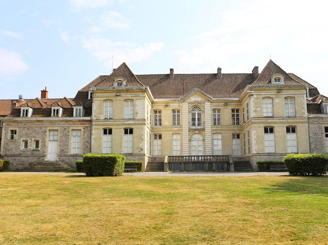 Château de Bernicourt-Roost-Warendin必去景点