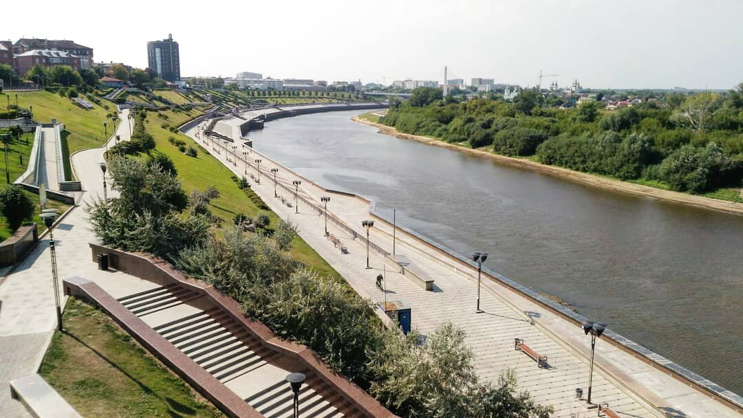 Embankment of Tura River-秋明必去景点