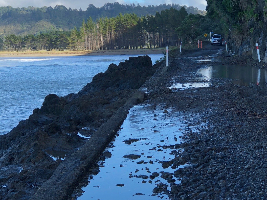 Hicks Bay Wharf景点图片