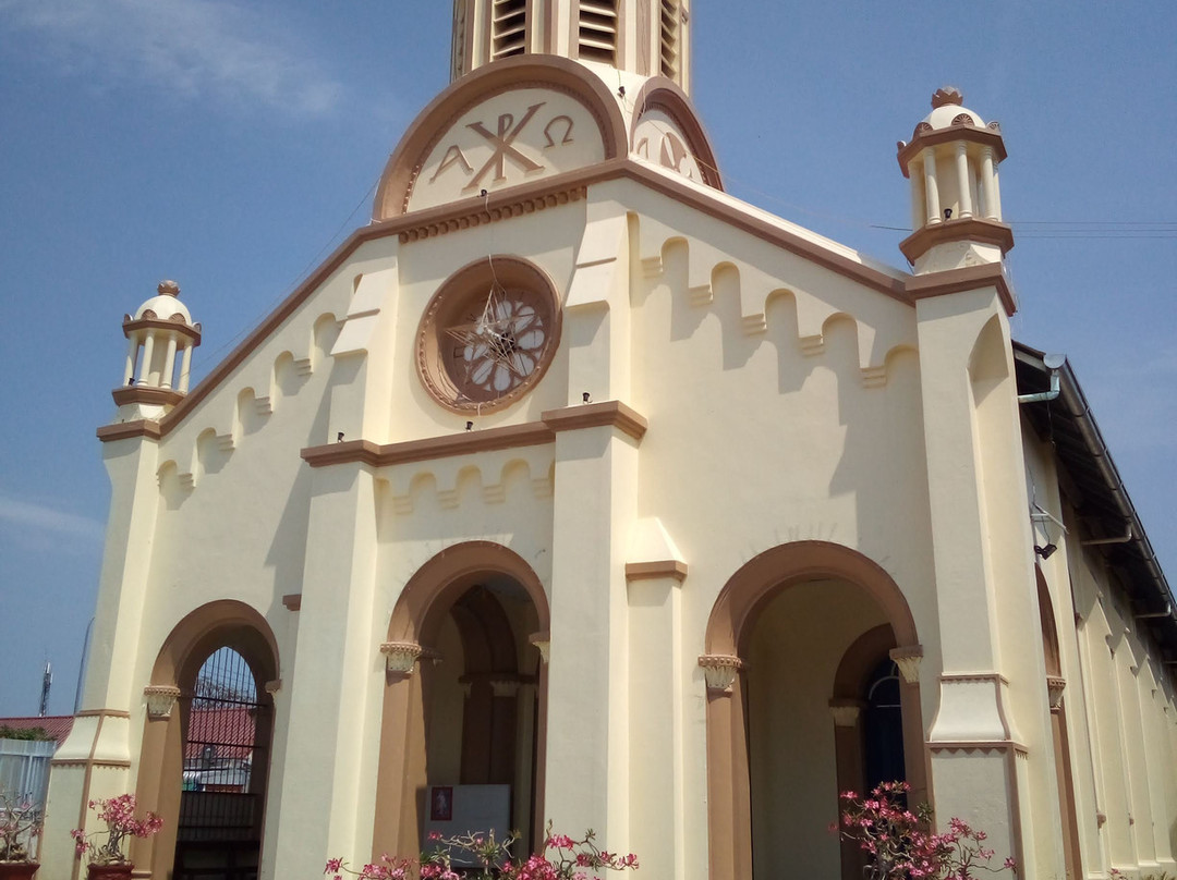 Eglise Sainte Thérèse景点图片