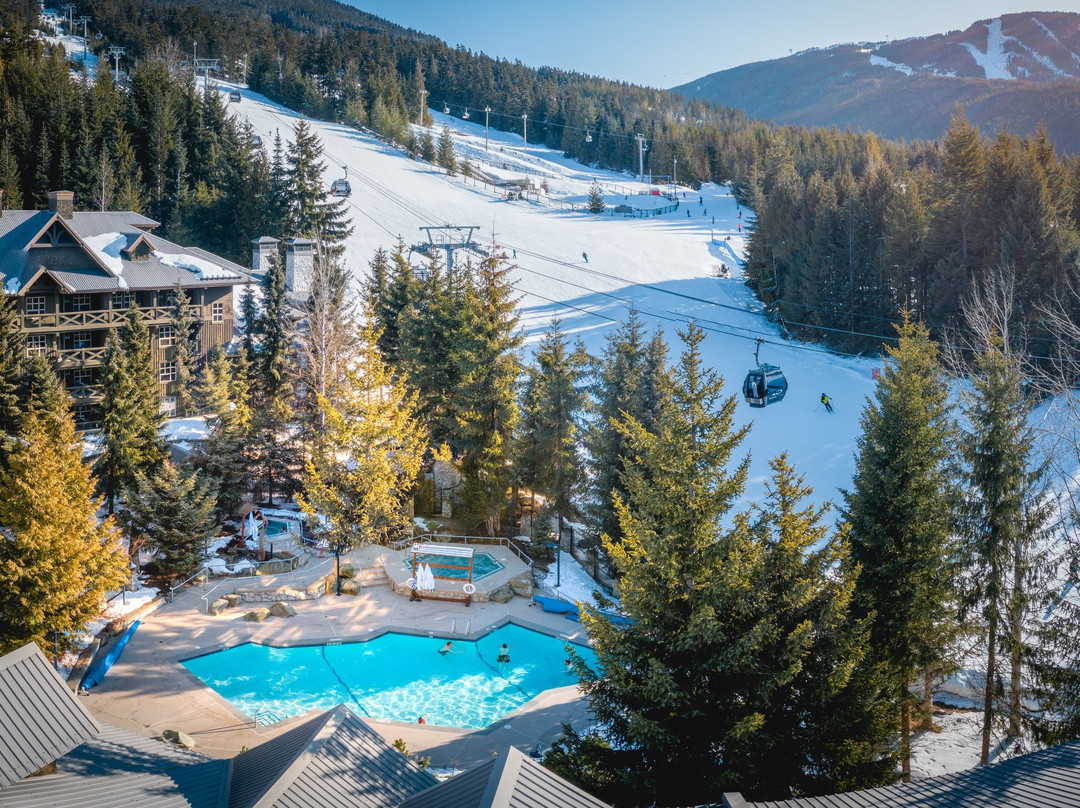 惠斯勒黑梳山海岸套房酒店