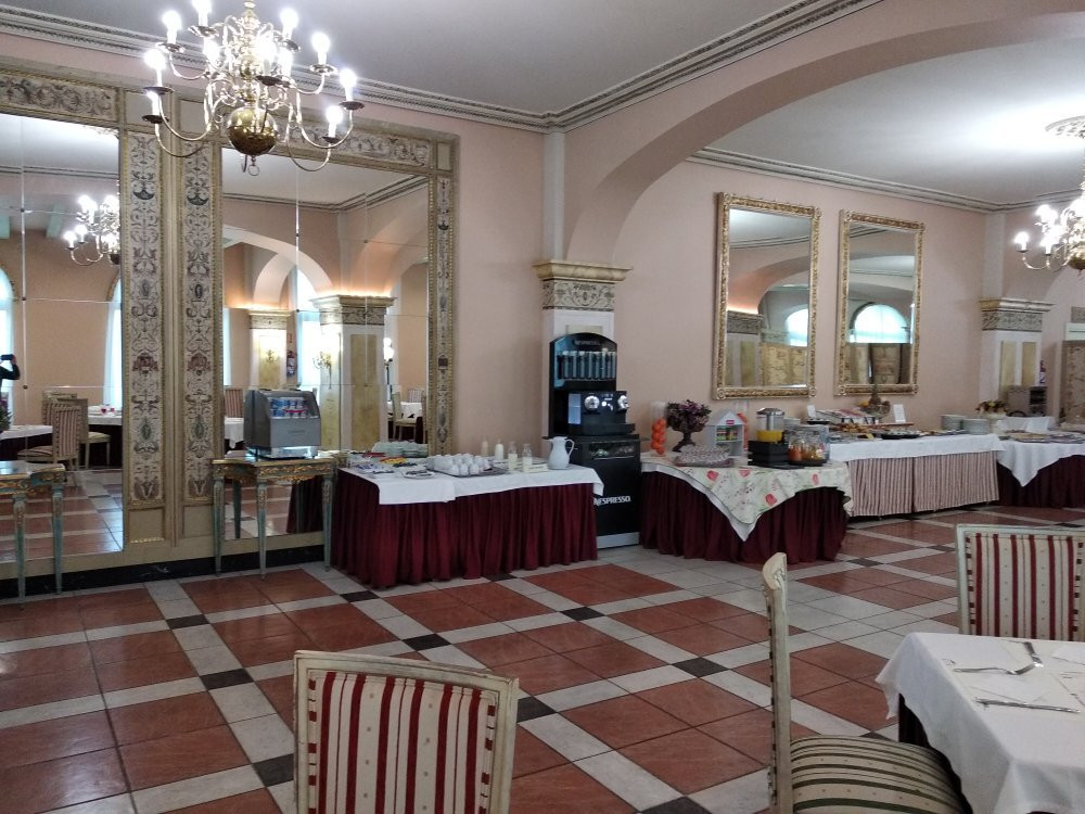 拉维嘉酒店主图