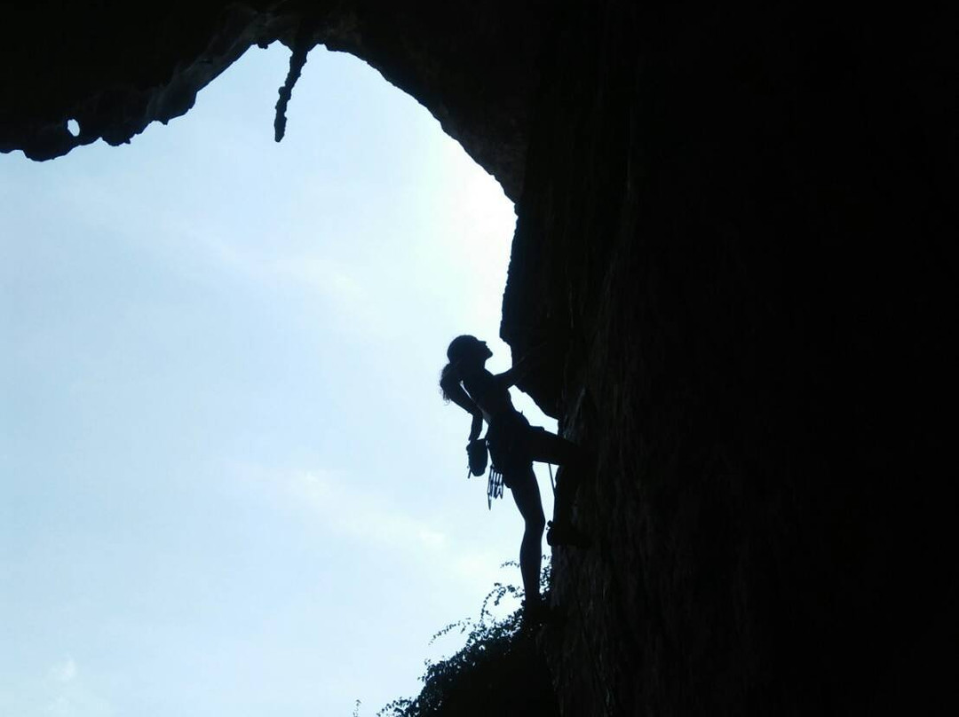 国王攀岩中心-莱利海滩必去景点