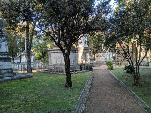 Monumento a Perpetuidad-Paysandu必去景点