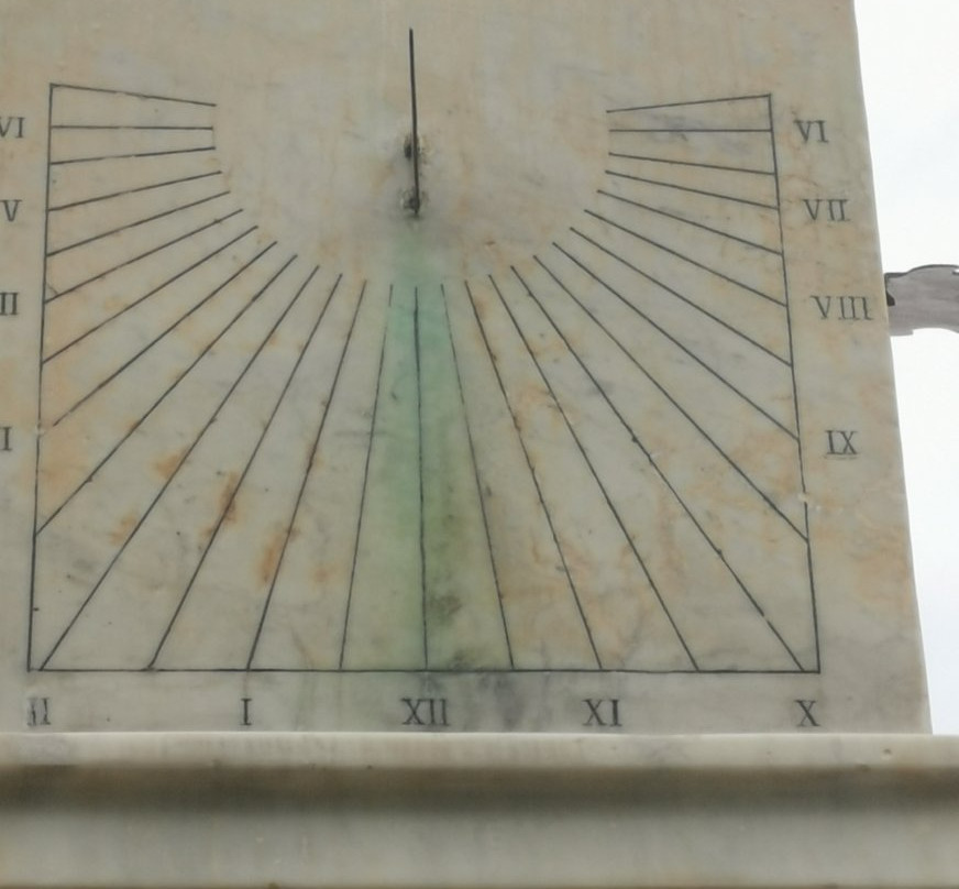 Relogio do Sol-Franca必去景点