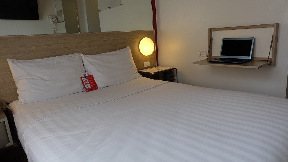 Monoloog Hotel Bekasi主图