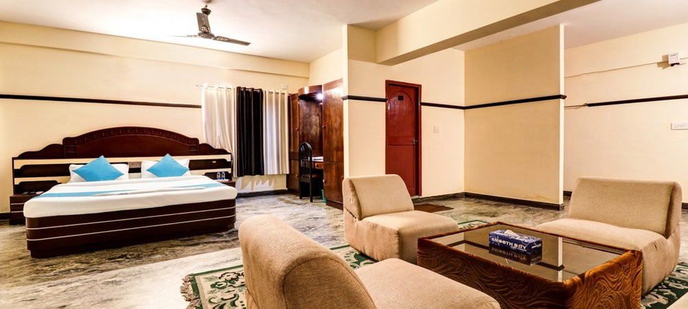 Hotel Rvees Regency主图