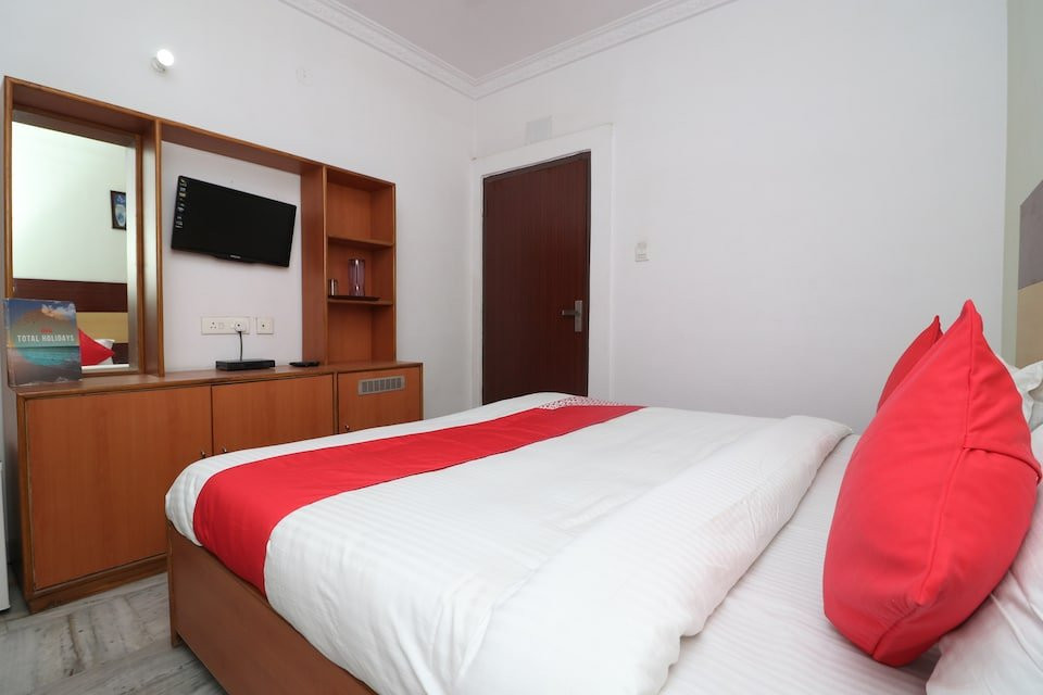 OYO 14898 Hotel Dwarika主图