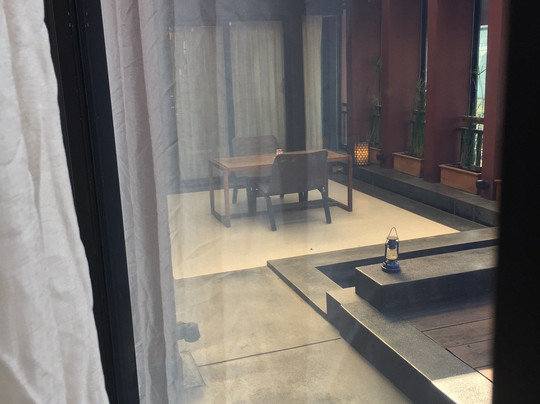 罗格秋待家酒店主图